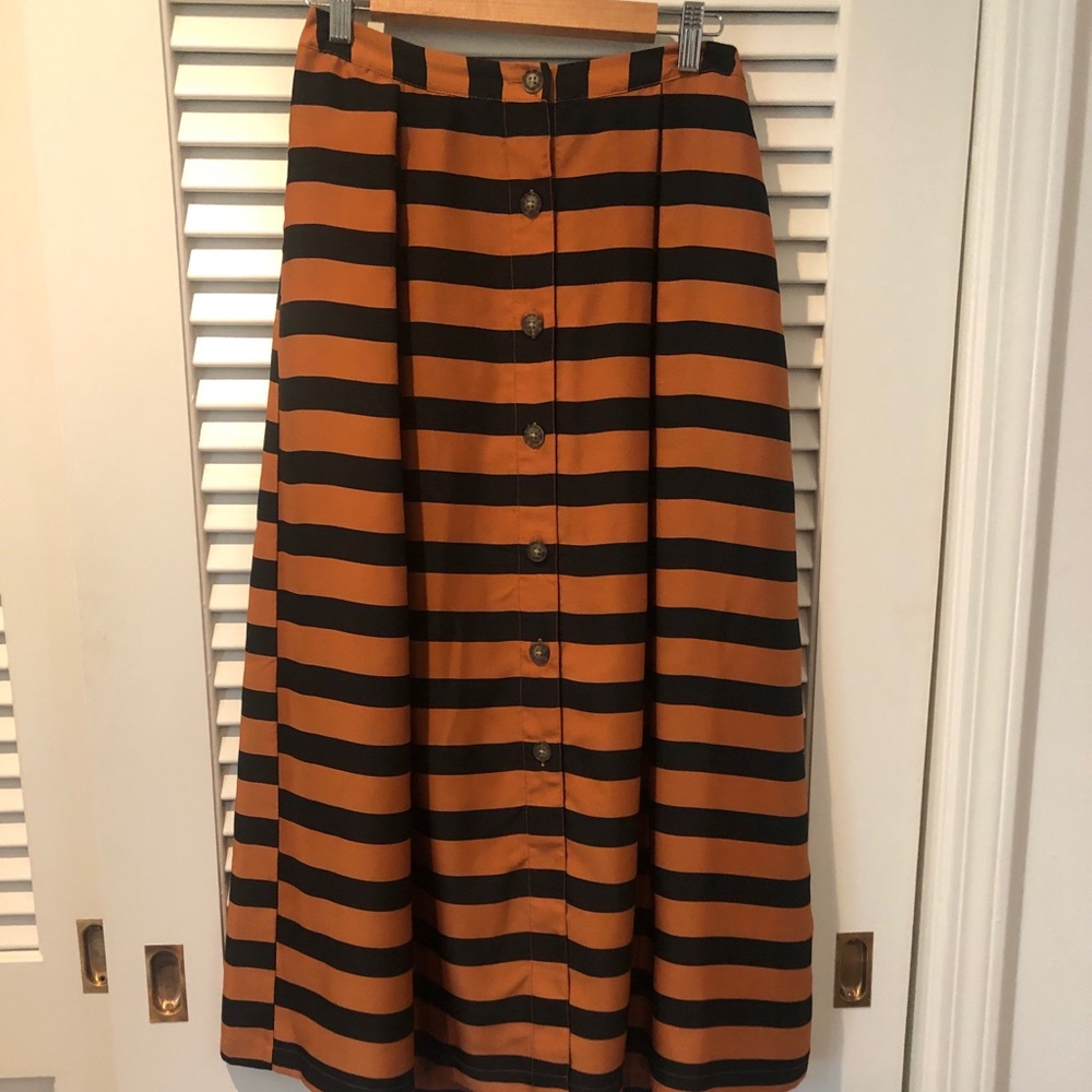 Target Who What Wear Size 4 Maxi skirt